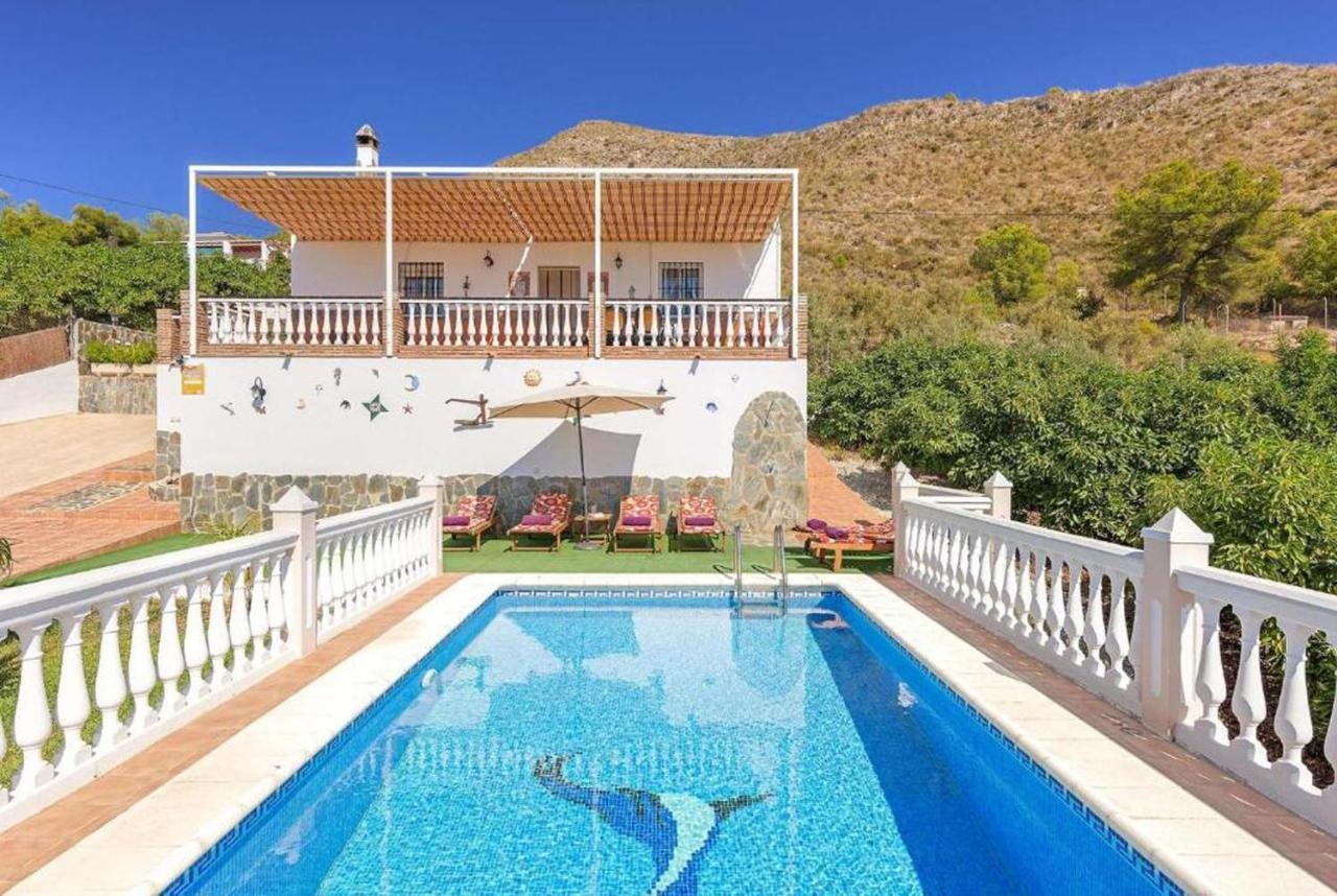 פריחיליאנה Villa Medina Paloma מראה חיצוני תמונה