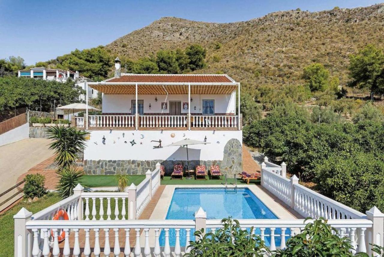 פריחיליאנה Villa Medina Paloma מראה חיצוני תמונה